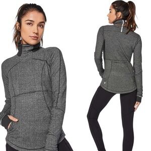 Lululemon Base Runner 1/2 Zip shirt size 6 herringbone